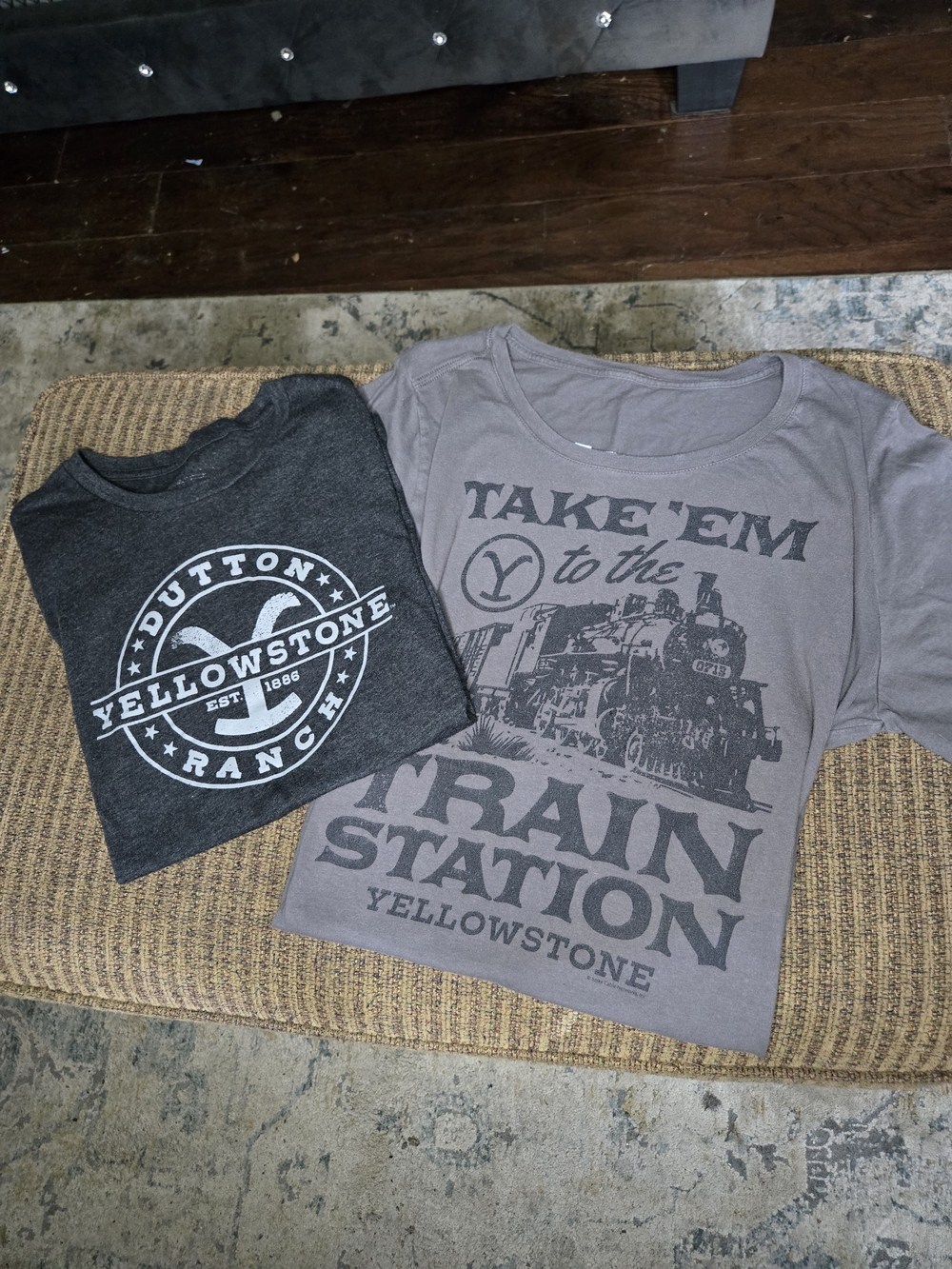 Yellowstone Fan T Shirt Bundle - 2 Tees - Dutton Ranch Small - Train Station 1X